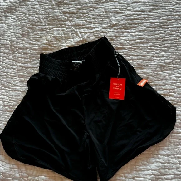 NWT Sprhra Women’s Athletic Shorts Black, Size Small - Picture 4 of 4